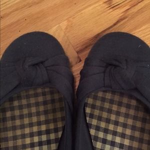 American Eagle navy ballet flats