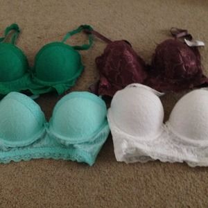 Lot of 4 bras