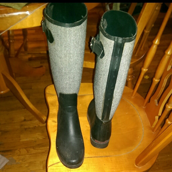 Banana Republic rain boots
