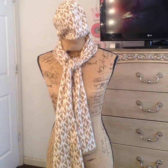 Authentic Michael Kors hat and scarf set