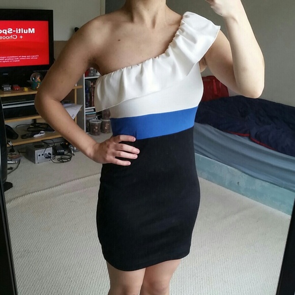 Colorblock dress - Picture 3 of 4