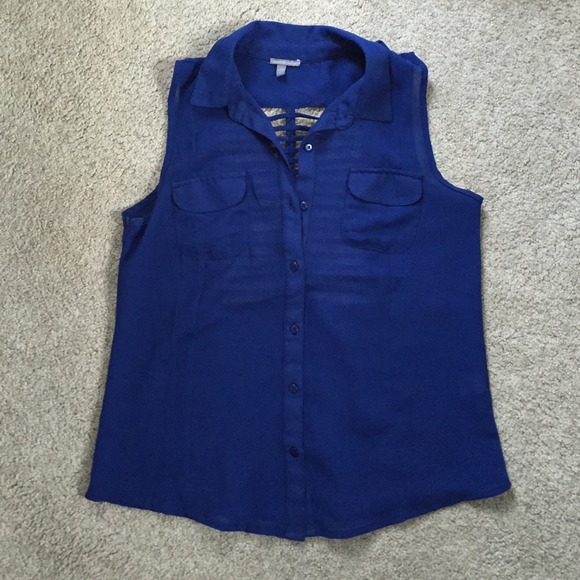 Blue tank with semi open back - Picture 1 of 2