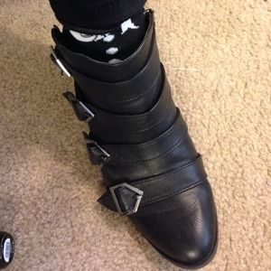 Adorable ankle booties