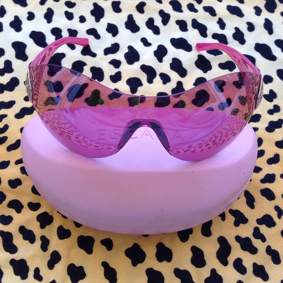 Sunglasses Escada pink