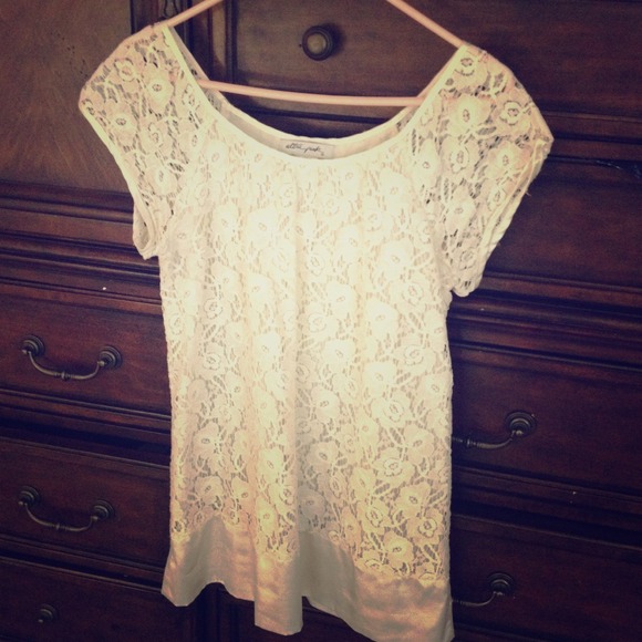 Ivory, floral lace top with silky lining