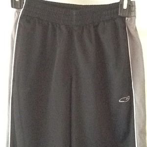 Boys Champion sweatpants athletic wear, large