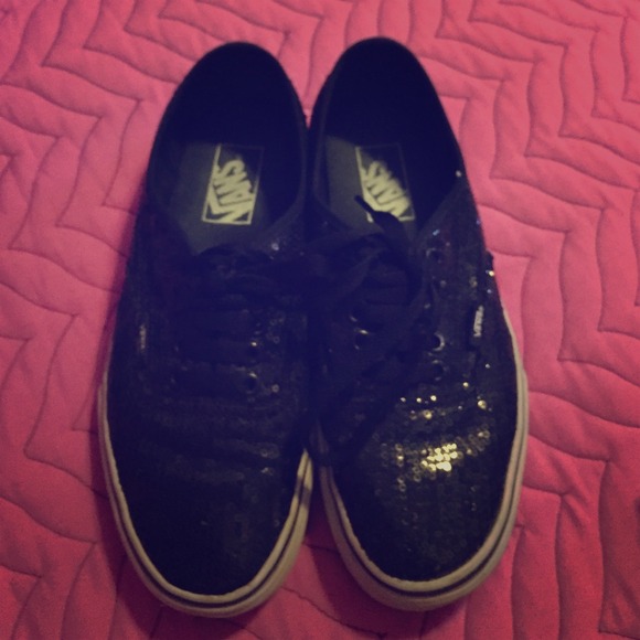 Vans! Good condition 😊