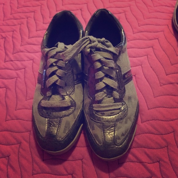 Authentic Michael Kors Tennis👍
