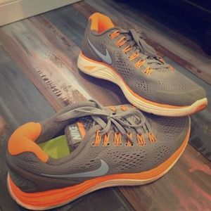 Lunar glide Nike shoes