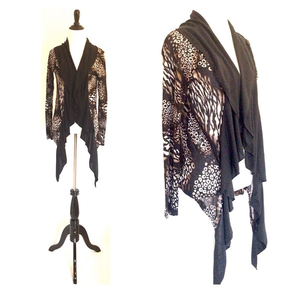 Comfortable Animal Print Cardigan - Picture 3 of 4