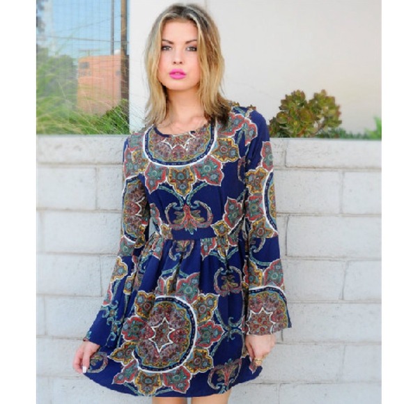 ‼️SALE‼️Stunning Laurie Print Dress - Picture 3 of 4