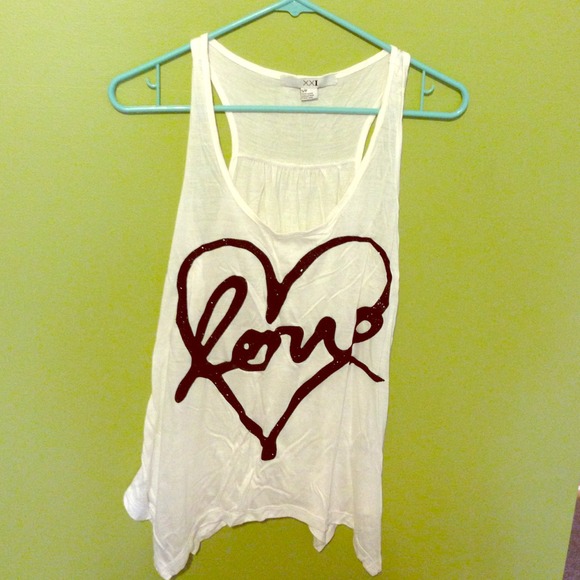 🔴SOLD🔴NWOT Love tank