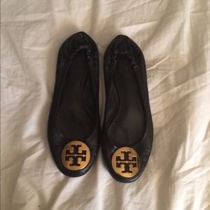Authentic TORY BURCH reva flats