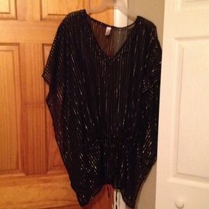 Black and gold sequin top!