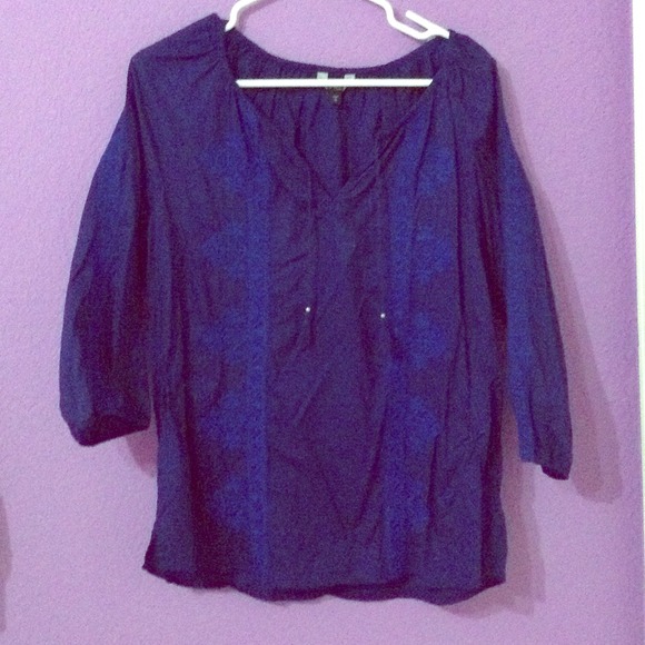 EXPRESS THREE-FOURTH SLEEVE TOP