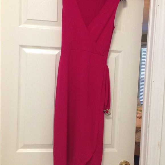 Dress - Picture 3 of 4