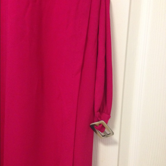 Dress - Picture 4 of 4