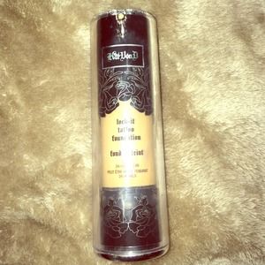 Kat Von D foundation