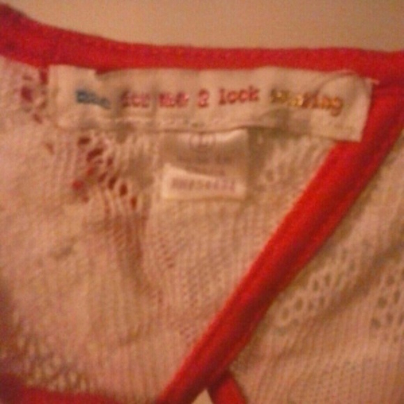 Pink and white lace dress - Picture 2 of 3