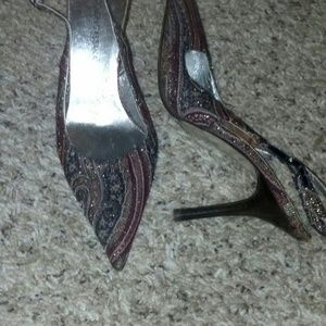 Sling back heels