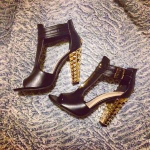 Black leather studded heel bamboo shoes