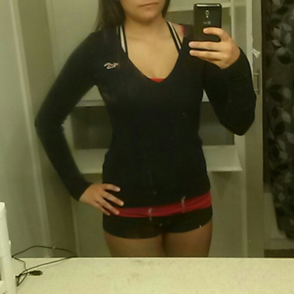 A hollister sweater