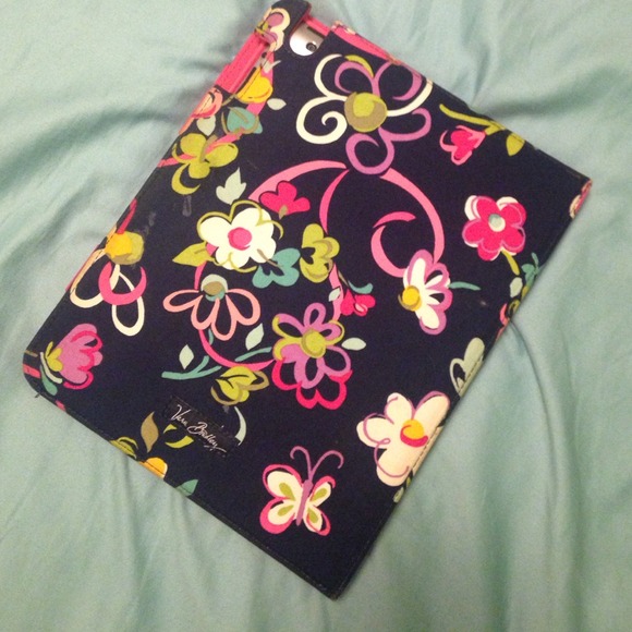 iPad case - Picture 3 of 4