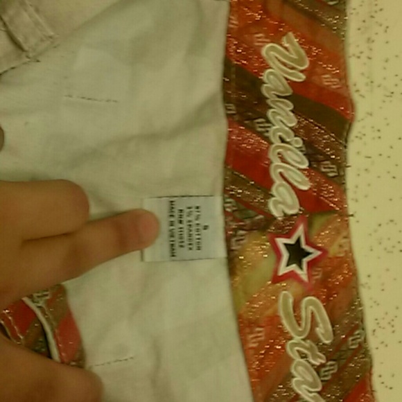 Shorts - Picture 2 of 4