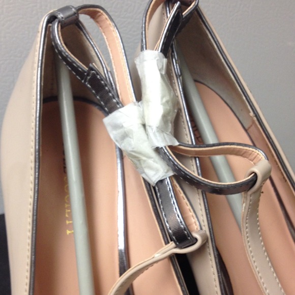 Sold in bundle Julianne Hough Society Shoes - Picture 3 of 3