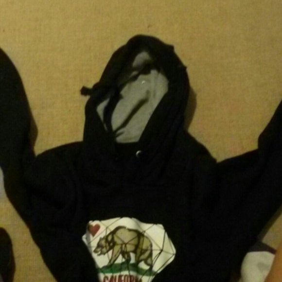 Sold - Picture 3 of 3