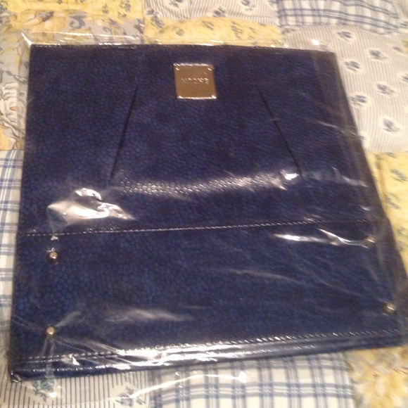 🔴SOLD!!!!!!!! Miche magnetic shell