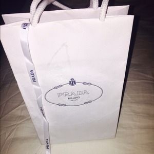 🎉Small authentic Prada bag