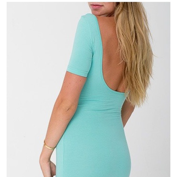 SALE ❤️White Body Dress - Picture 3 of 3