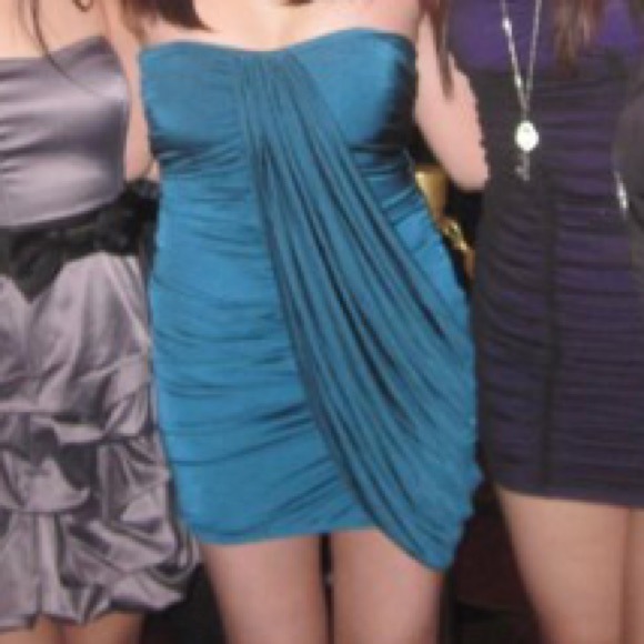 Turquoise strapless dress