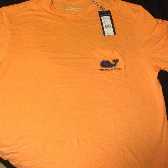 Vineyard vines shirt