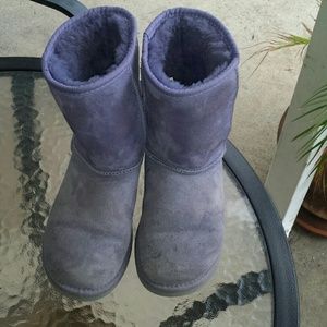 Size 5 Authenic Lilac short UGG BOOTS