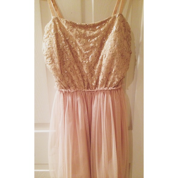 ‼️SALE‼️ Dress | Beige | Chelsea & Violet