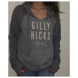 Pullover gray sweatshirt!