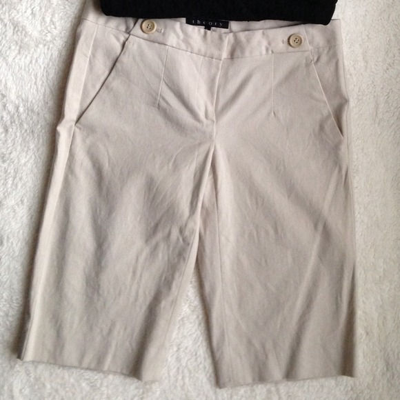 theory chic shorts - Picture 2 of 4
