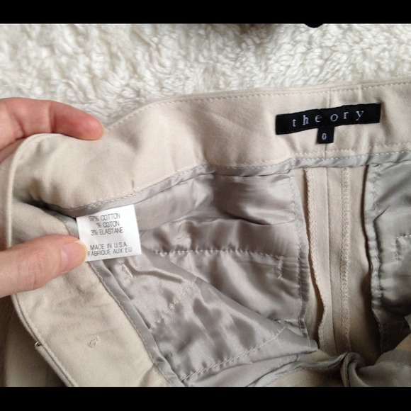 theory chic shorts - Picture 4 of 4