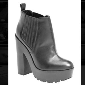 Kendall&Kylie Madden Girl "Chicc" Platform Bootie