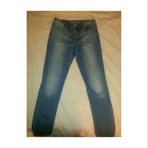 American Eagle High-Rise Jeggings
