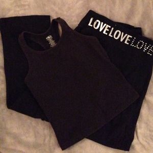 ✅Final sale✅🚲Yoga pants and work out tank🚲