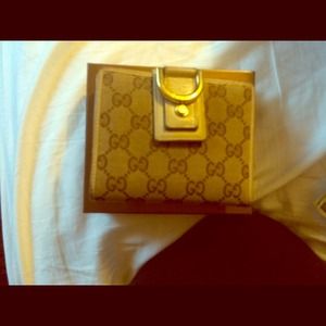 Authentic Gucci wallet