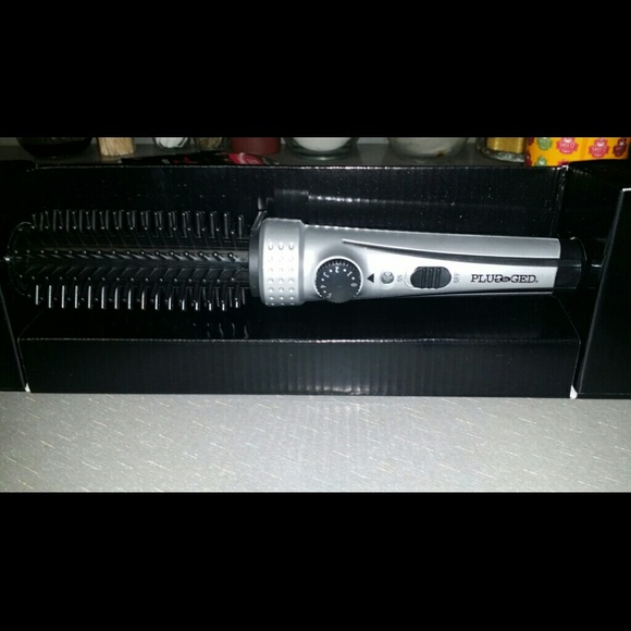 Ceramic tourmaline brush iron