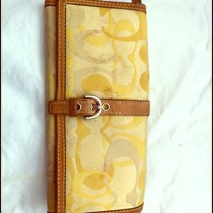 Authentic yellow signature Coach wallet