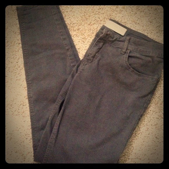 Abercrombie and fitch jeans/ caprees.