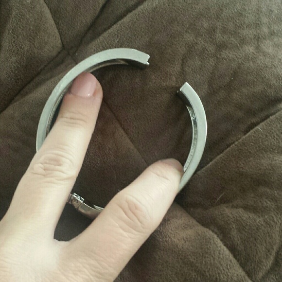 Bangle - Picture 4 of 4