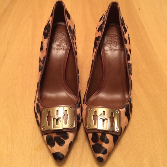 Tory Burch Leopard Pumps
