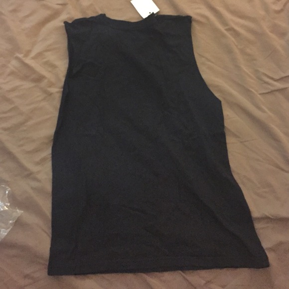 BRAND NEW WITH TAGS BRANDY MELVILLE - Picture 2 of 3